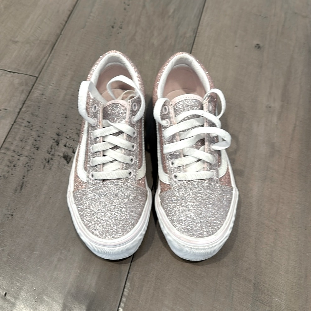 Vans Old Skool Glitter - kids size 2 Like New condition
